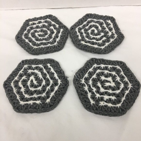 Woven Loom Coasters Grey and White Color Handmade New Set of 4 - Picture 2 of 6